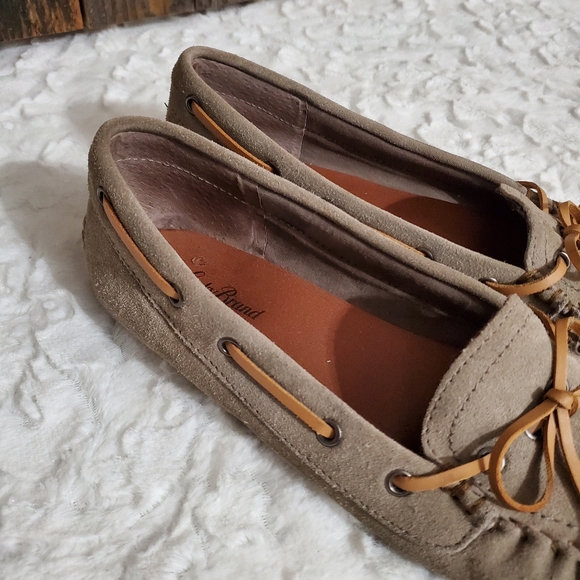 Lucky Brand Slip-Ons - Picture 5 of 5